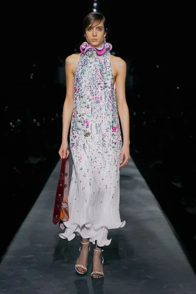 Look 35